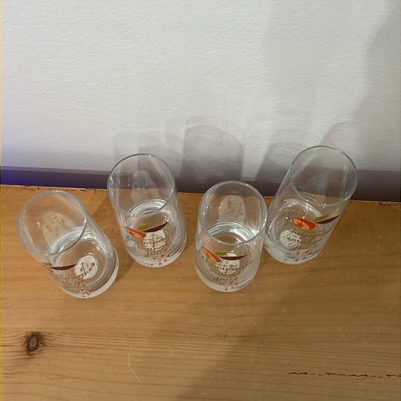 Mimosa flutes - Picture 2 of 3